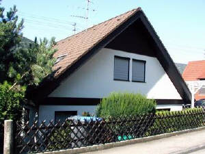 — VERKAUFT — Haus mit Einliegerwohnung