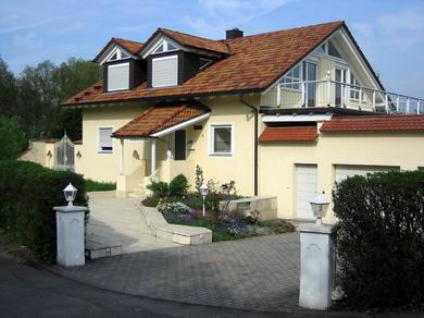 — VERMIETET — Einfamilienhaus