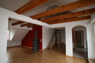 — VERMIETET — Galeriewhg. – Altbau – Zentrumsnah