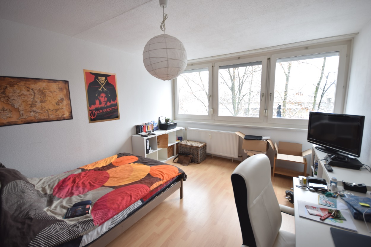 Tübingen: Erste Sahne zum Vermieten! 3,5-Zi.-Whg. im 3.OG, Aufzug, ruhige stadtnahe Lage Tübingen: Erste Sahne zum Vermieten! 3,5-Zi.-Whg. im 3.OG, Aufzug, ruhige stadtnahe Lage