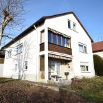 — VERKAUFT — 860 m² Grundstück – herrlicher Garten, freist. Einfamilienhaus mit 2-Zi.-ELW,