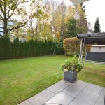 — VERKAUFT — Metzingen: Grün drumrum – Sonne, Terrasse und eigener GARTEN – Traumwohnung im EG – mit TG-Stellplatz!