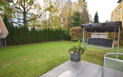 — VERKAUFT — Metzingen: Grün drumrum – Sonne, Terrasse und eigener GARTEN – Traumwohnung im EG – mit TG-Stellplatz!