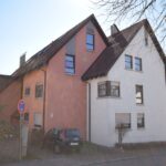 — VERMIETET — Zentrumsnah – ideal für Familien! Topp helle 4,5 Zi.-Dachmaisonette-Whg. mit Sonnenbalkon und GARAGE