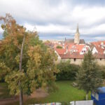 Klein aber fein! Schicke 1-Zi.-DG-Whg. mit Blick über die Dächer von Rottenburg